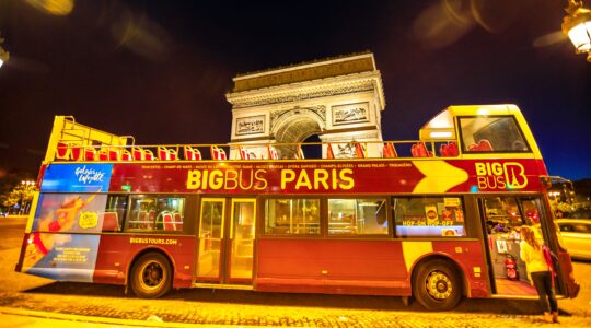 Christmas Lights Bus Tour